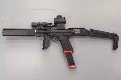 Rplique AAP-01 Assassin Black / Red AAC Custom