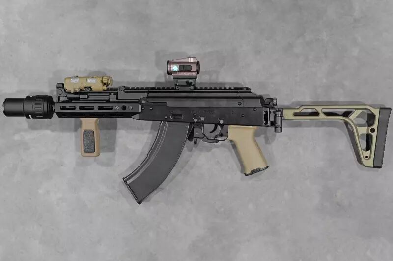 Rplique AKX BiTon GBBR Tokyo Marui  Custom