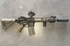 Réplique AR15 Ragnarok Black / Tan Assaut Titan Custom