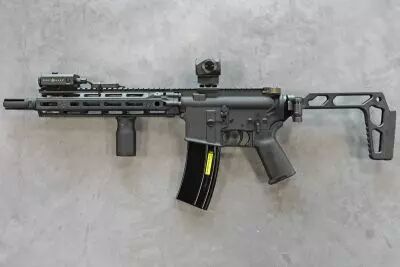 Rplique AR15 VFC Gbbr Maple leaf custom