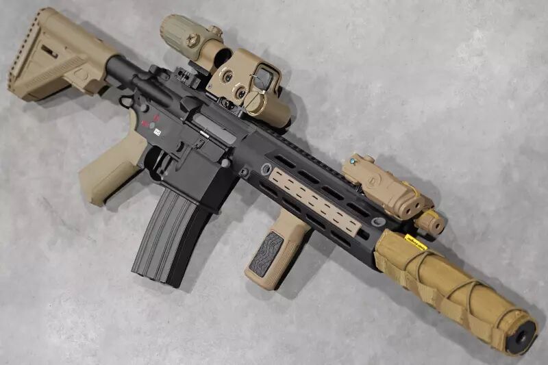Réplique DELTA 595 Black/Tan Ragnarok Aster SX custom