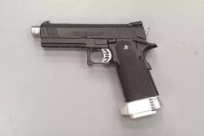 Rplique Hi-Capa 4.3 Tokyo Marui Noir / Silver Custom
