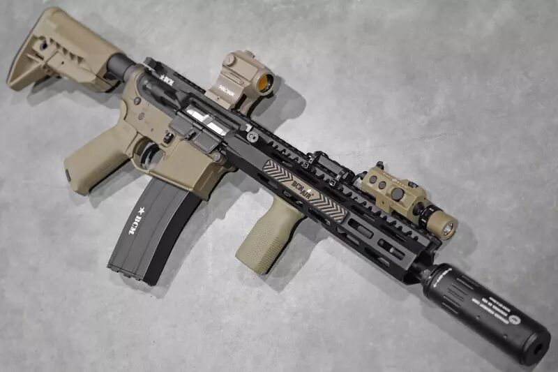 Réplique M4 BCM MCMR 11.5\'\' Two tone VFC GBBR Custom