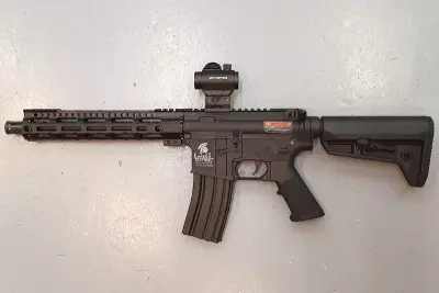 Rplique M4 Lancer Tactical M-LOK Perun Custom