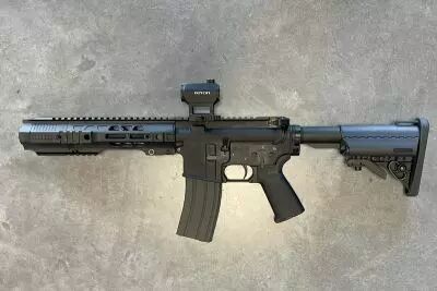 Rplique M4 Salient GBBR Riton Tokyo Marui Custom
