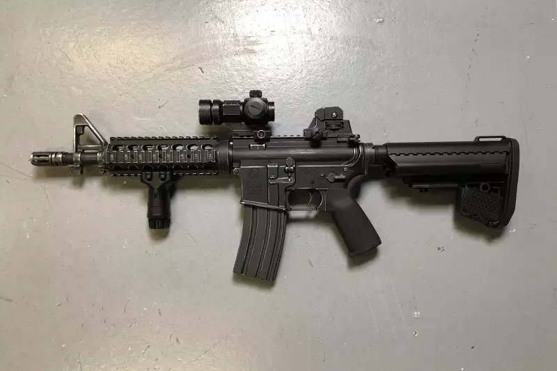 Amazon | 東京マルイ No.4 SOPMOD M4 10歳以上電動ガン ボーイズ | ライフル 通販