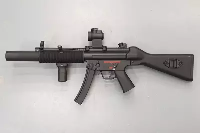 Rplique MP5 SD5 Tokyo Marui Titan Custom 
