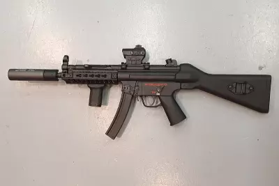 Rplique MP5A4 Tokyo Marui Keymod Custom