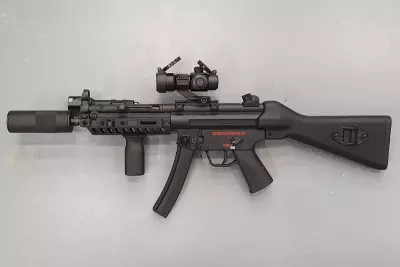 Rplique MP5A4 Tokyo Marui M-lok Titan Custom 