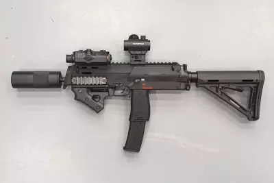 Rplique MP7 AEP Tokyo Marui Custom 