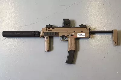 Rplique MP7A1 GBBR Tan Tokyo Marui Upgrade Custom