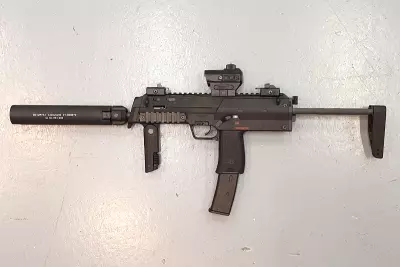 Rplique MP7A1 GBBR Tokyo Marui Upgrade Custom