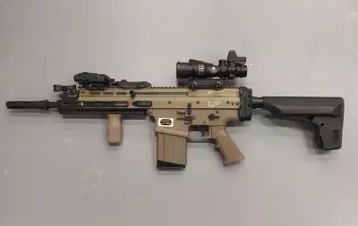 Rplique SCAR H Bi-ton Tokyo Marui Assaut Custom